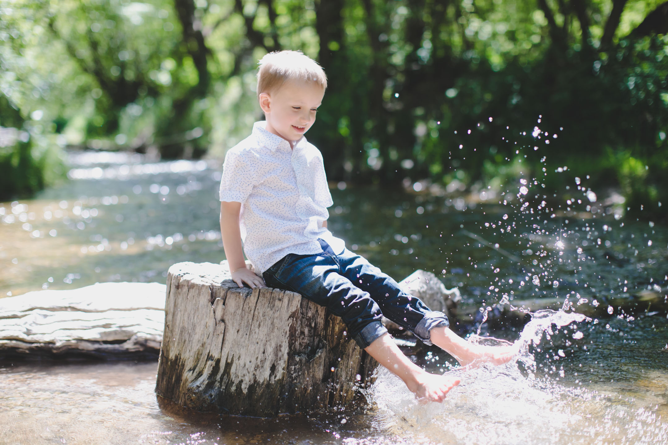 Family-Photos-playing-in-river-utah-photography-22