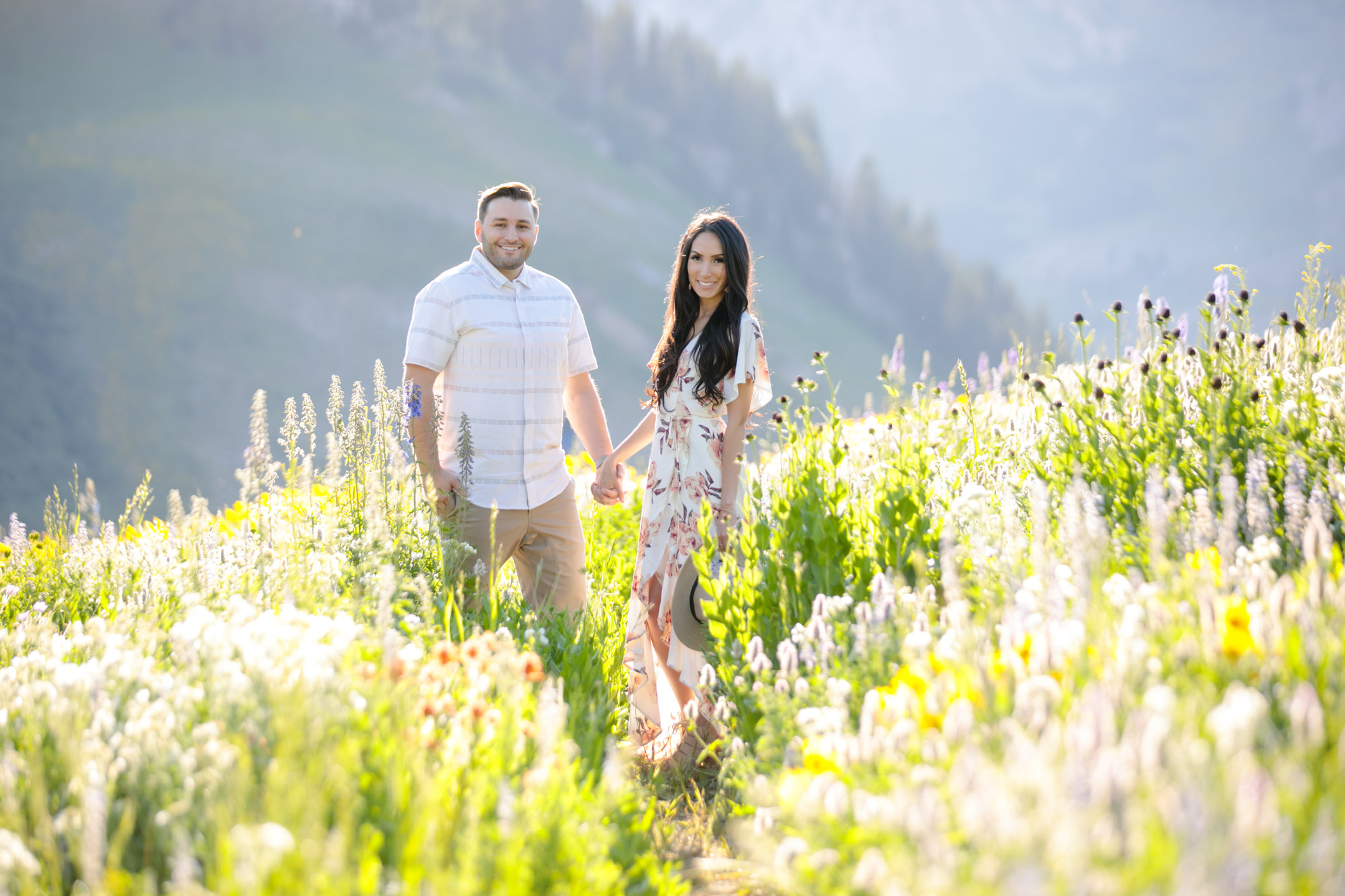 Engagements-Mountain-Meadow-Wildflowers-utah-Photoshoot-18