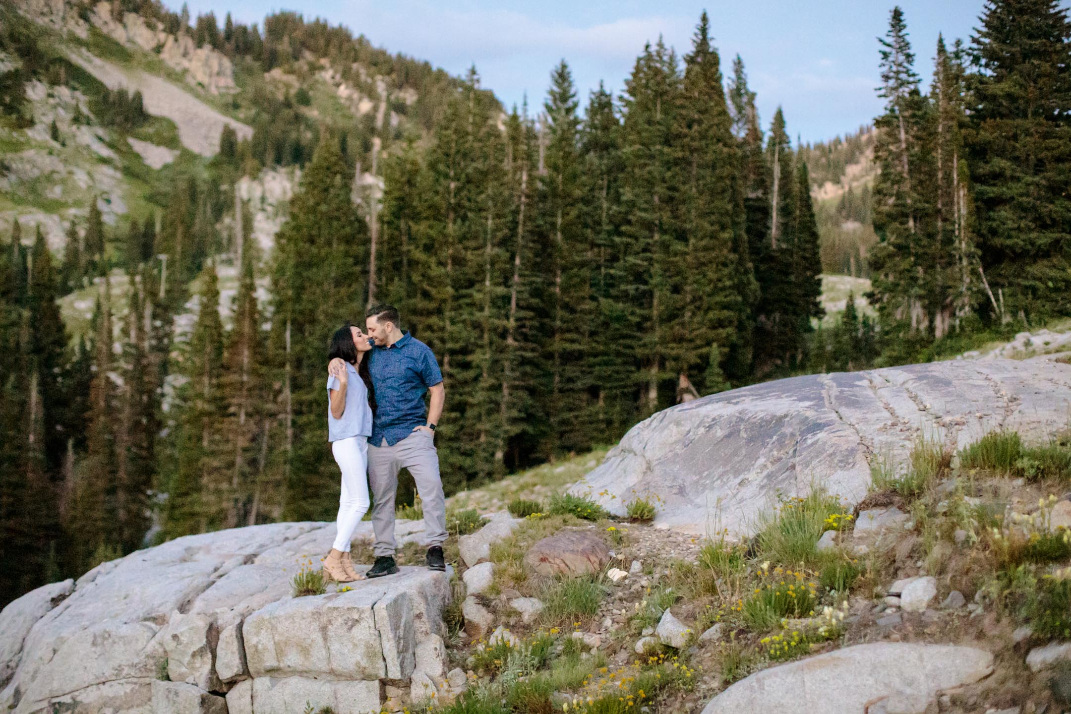 Engagements-Mountain-Meadow-Wildflowers-utah-Photoshoot-29