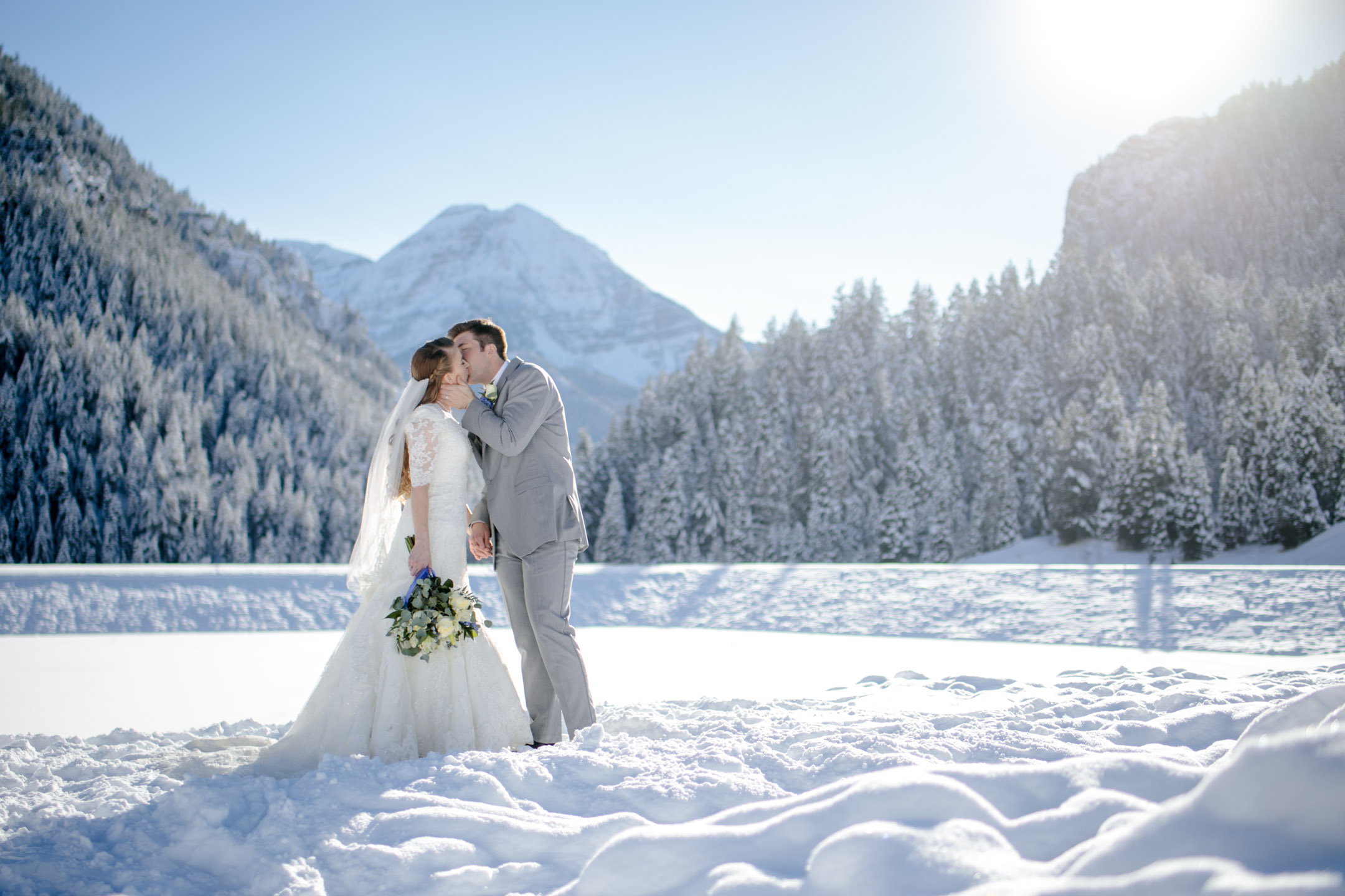 Blog-Winter-Bridals-mountains-photoshoot-17