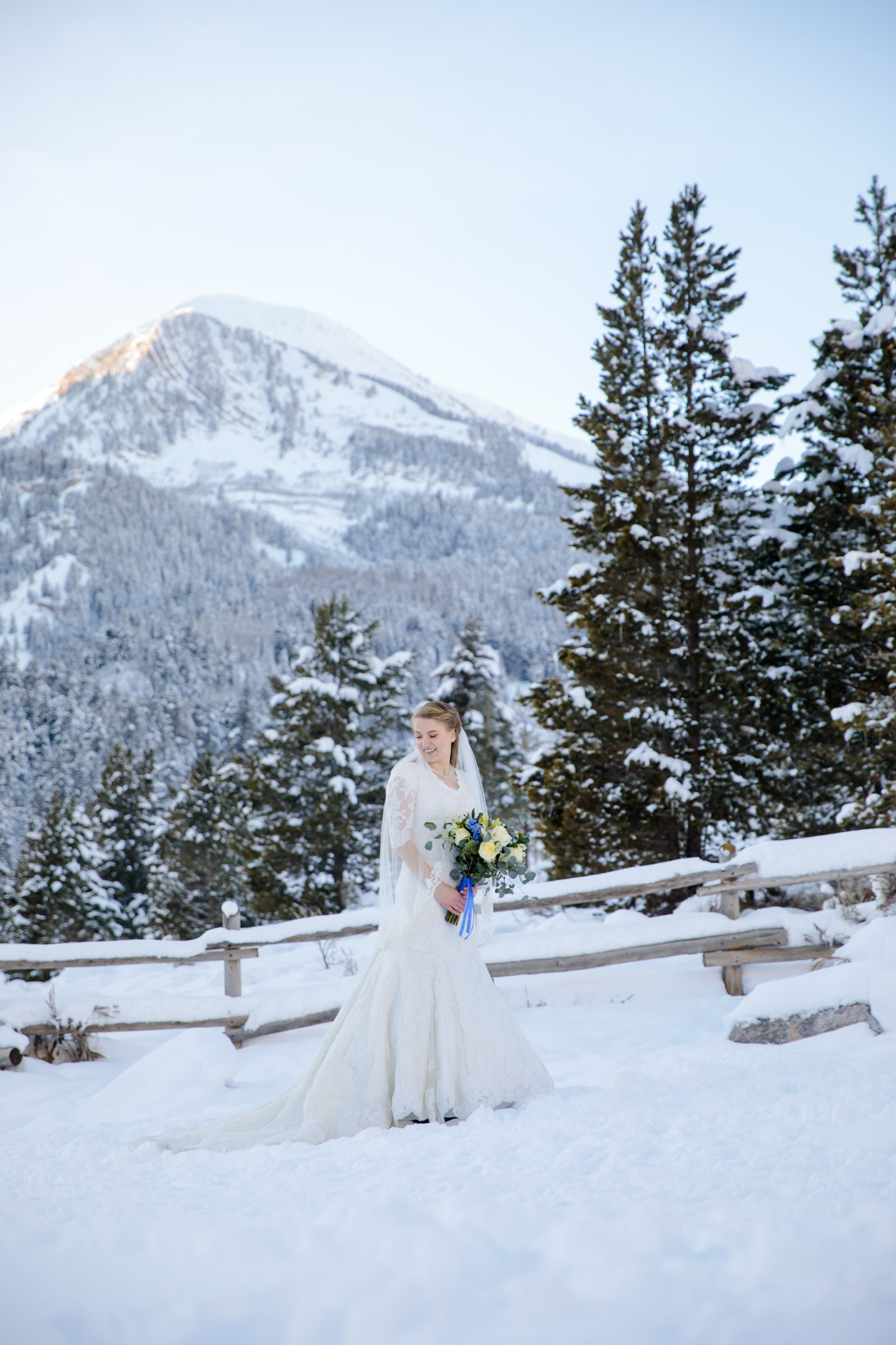 Blog-Winter-Bridals-mountains-photoshoot-4