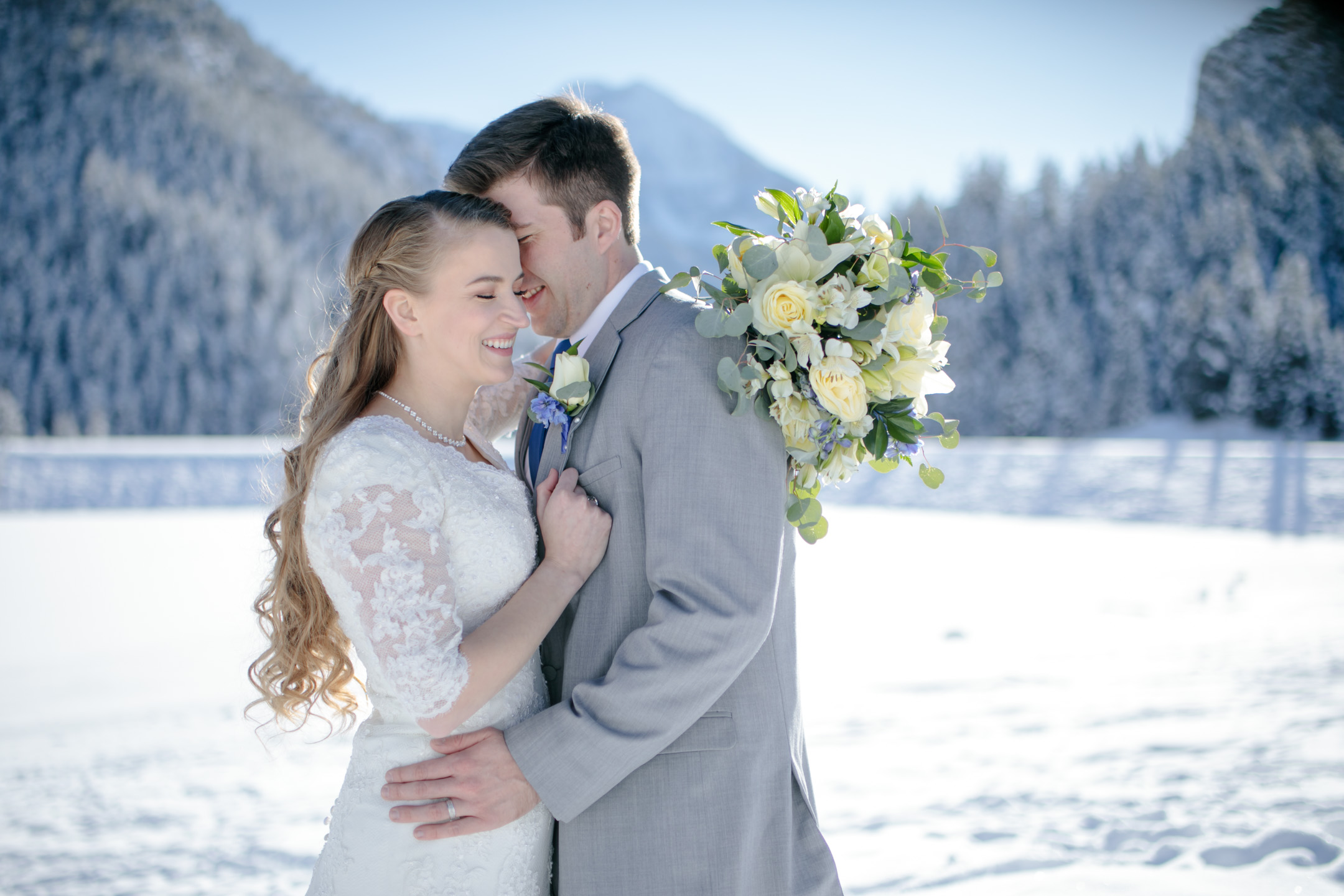 Blog-Winter-Bridals-mountains-photoshoot-9