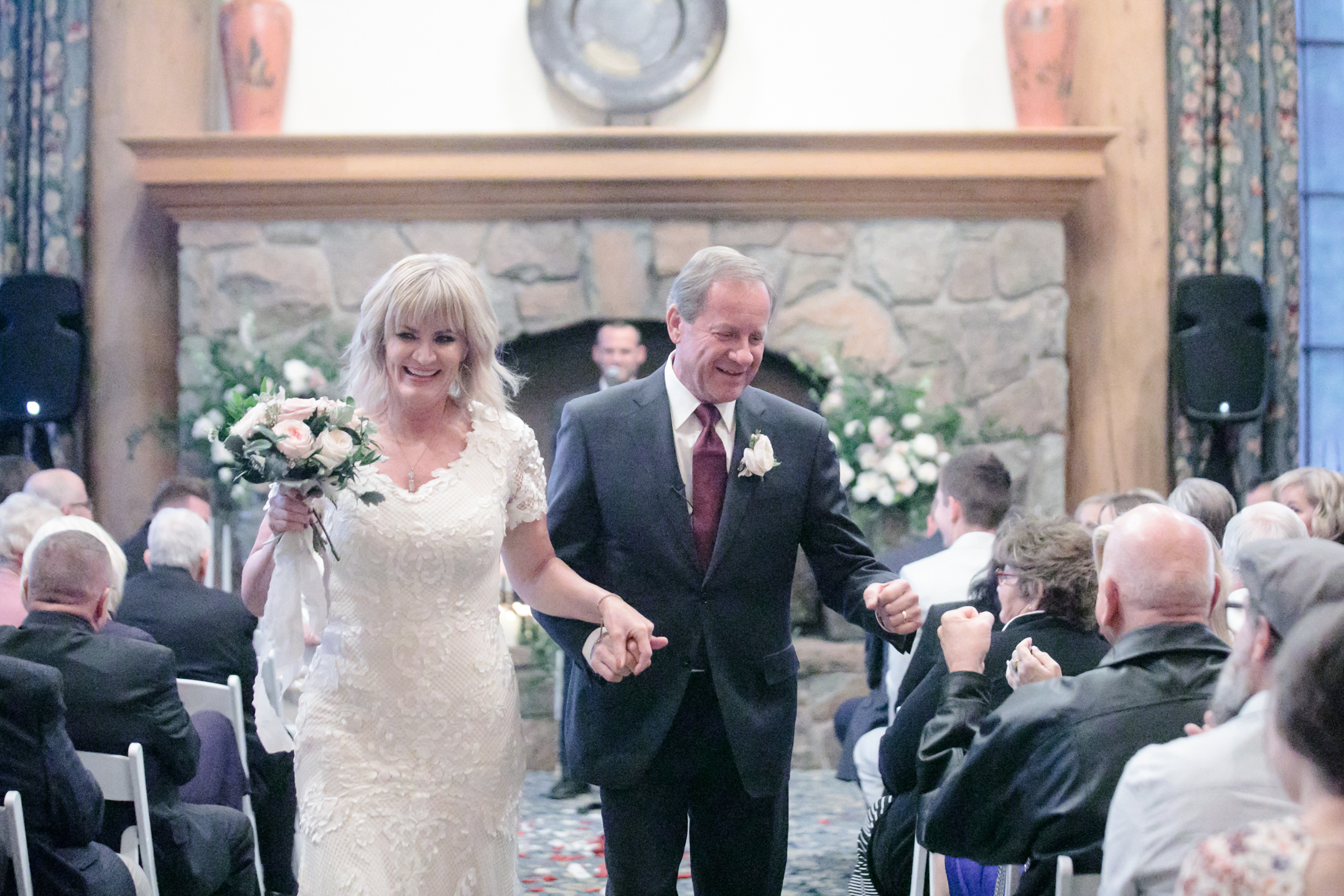Earls-Lodge-Snow-Basin-Wedding-Photography-Utah-Utah-Wedding-Photographers-EK-Studios-Photo-Video-038