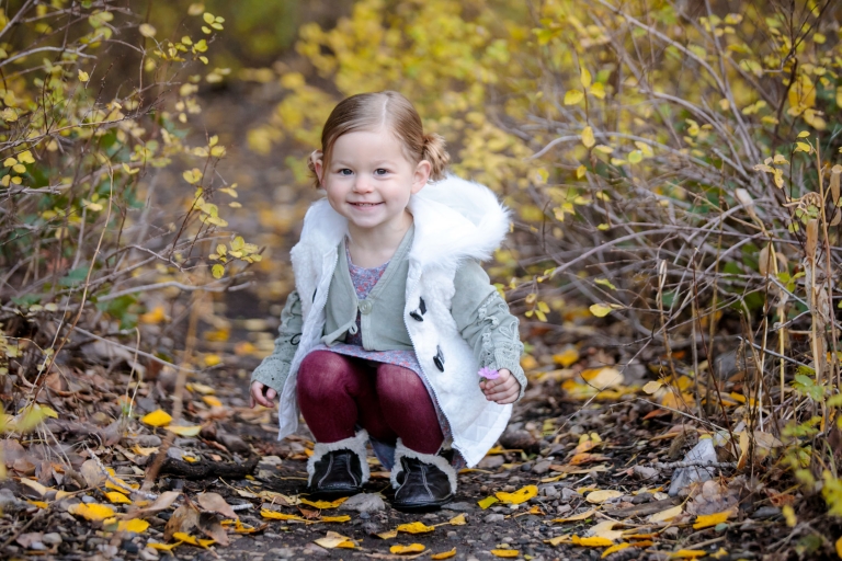 Fall-family-portraits-kids-Utah-photographers-2(pp_w768_h512)