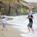 Blog-Beach-Family-photos-playing-lifestyle-4-150x150