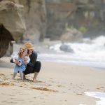 Blog-Beach-Family-photos-playing-lifestyle-7-150x150