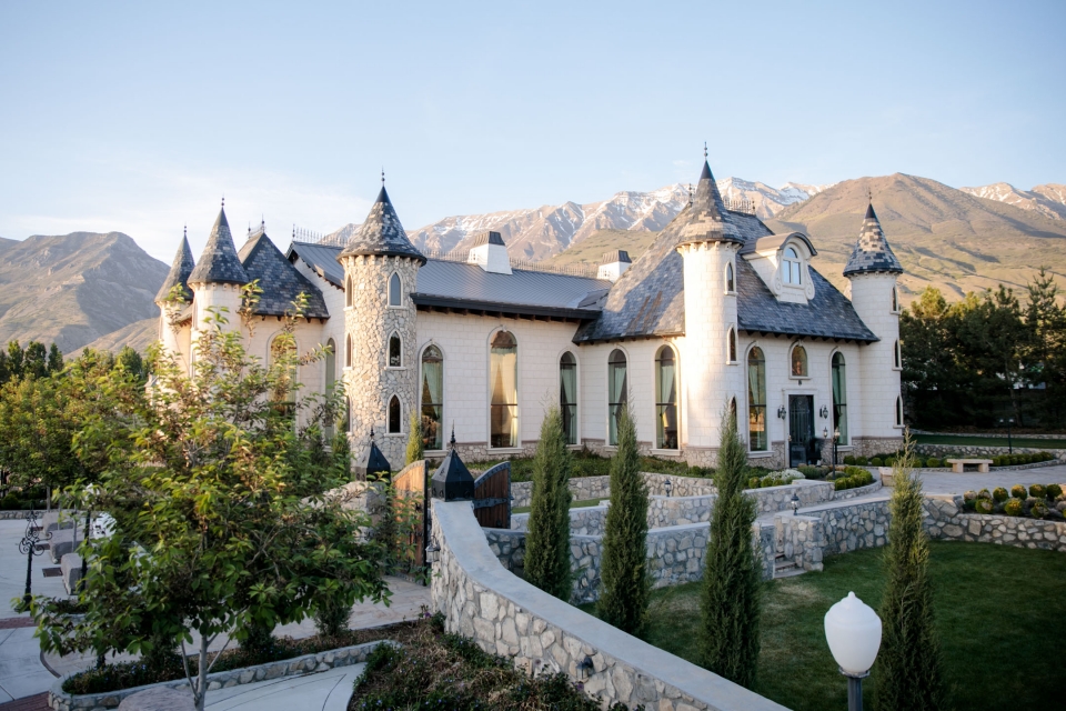 Castle in utah for weddings | Beachweddingtips.com