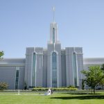 Blog-Timpanogos-Temple-wedding-reception-The-Loggia-at-Thanksgiving-Point-photoshoot-15-150x150