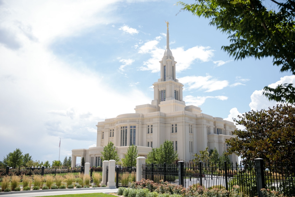 Hannah + Austin // Payson Utah Temple // LDS Wedding Film 